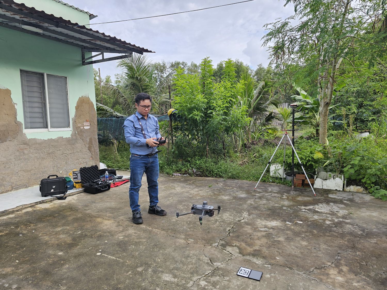 Khảo sát rừng bằng drone